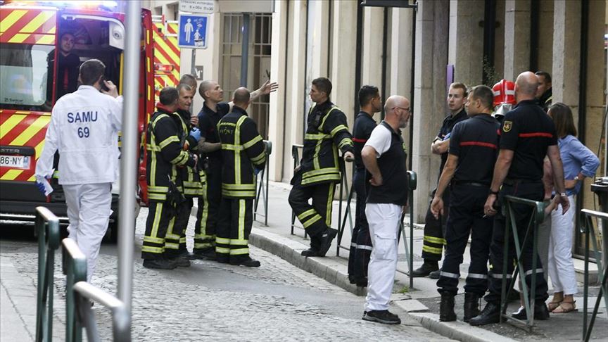 Fransa'nın Lyon kentinde patlama 13 yaralı