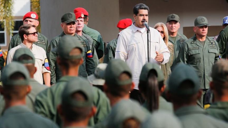 Maduro anunció una "inversión inmediata" en la compañía china Huawei