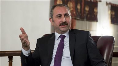"Felsefeya sereke ya belgeyê Edaleta Pêbawer e"