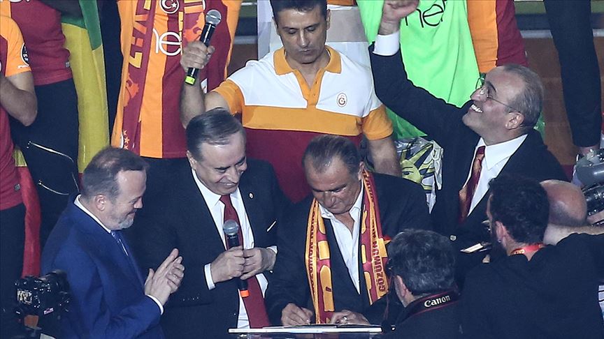 Galatasaray, Fatih Terim ile 5 yıllık yeni sözleşme imzaladı