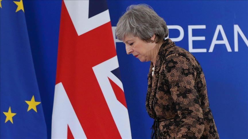 По најавената оставка на Меј, 65 отсто од Британците сметаат дека земјата е во состојба на криза 
