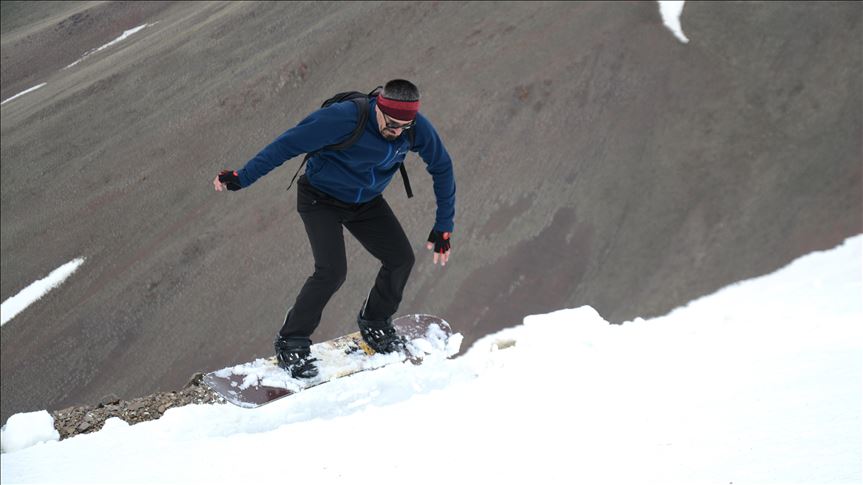 Palandöken'de mayısta kayak keyfi