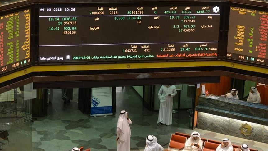 الأحمر يخيّم على 6 بورصات عربية في مستهل الأسبوع