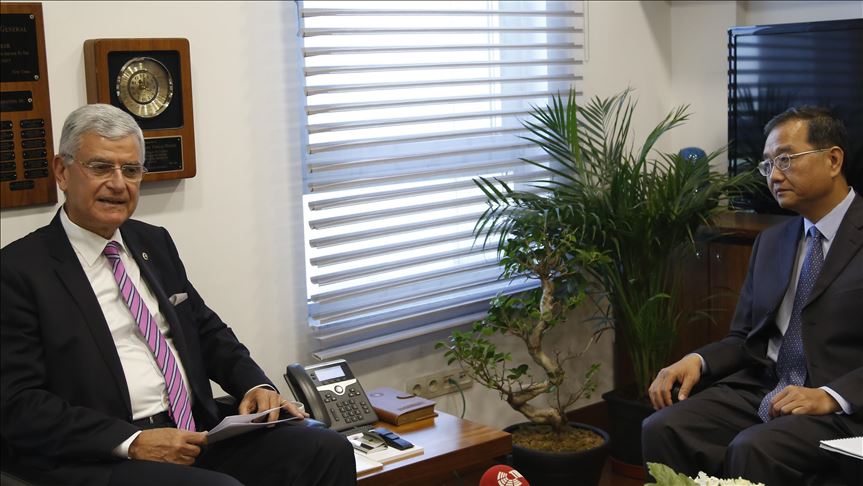 'Turkey wants to improve relations with China'
