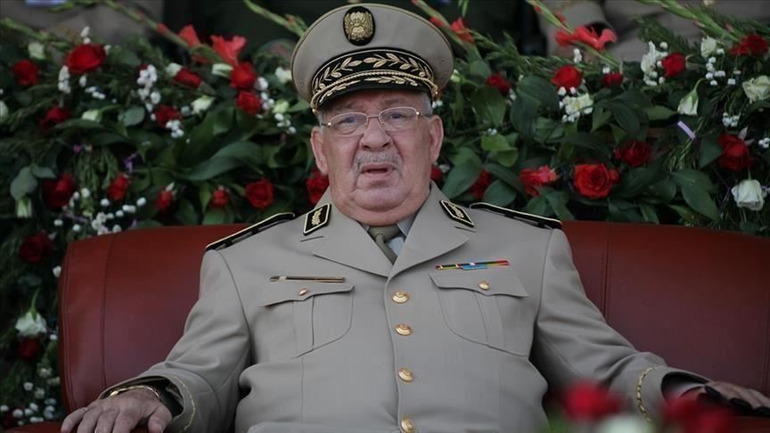 الجزائر.. قائد أركان الجيش يدعو إلى "حوار جاد" لحل الأزمة
