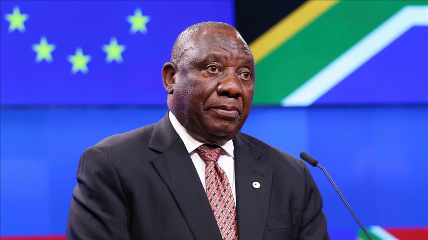 Sudáfrica nombra nuevo gabinete, la mitad son mujeres