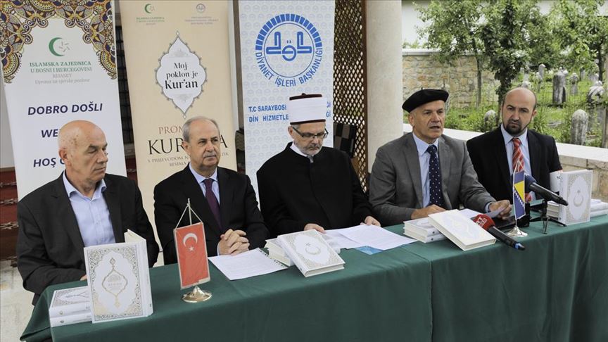 TDV’nin Boşnakça Kur'an-ı Kerim meali Saraybosna’da tanıtıldı