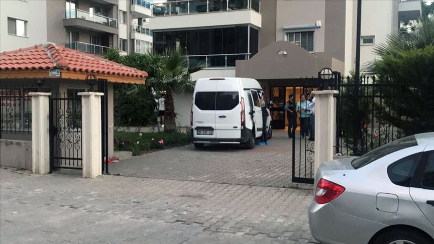 İzmir'deki elektronik kelepçeli sanık cinayetinde 5 gözaltı
