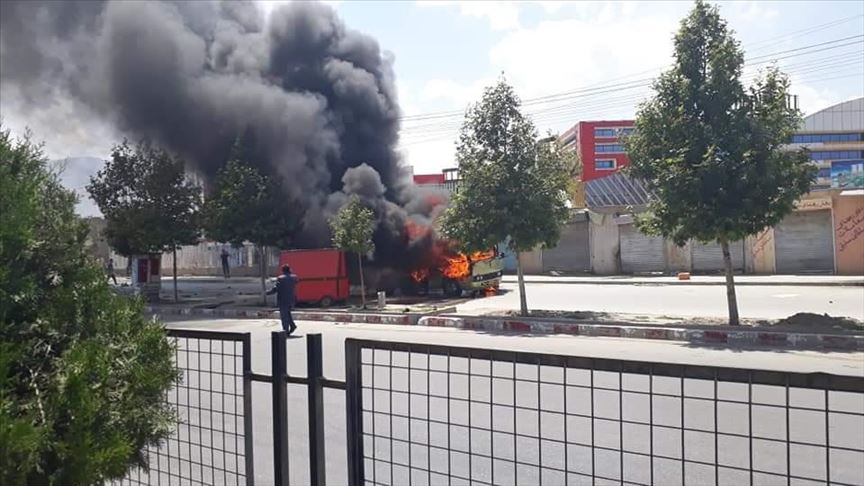 انفجار بمب در خودروی کارمندان دولتی افغانستان 5 قربانی گرفت