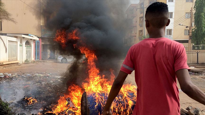 Sudan'da ordu darbe karşıtı göstericilere müdahale etti: 35 ölü