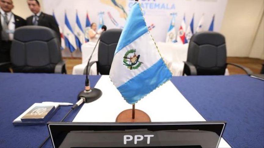 Guatemala entrega a El Salvador presidencia pro témpore del SICA