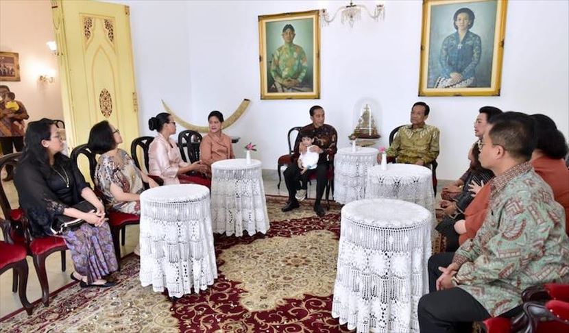 Hari lebaran ketiga, Jokowi berkunjung ke Keraton Yogyakarta