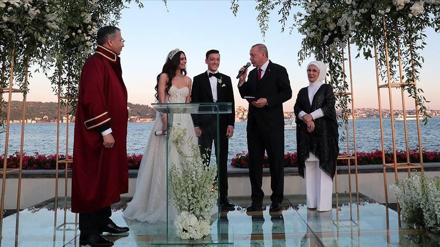 Turkey's Erdogan acts as witness at Mesut Ozil's wedding