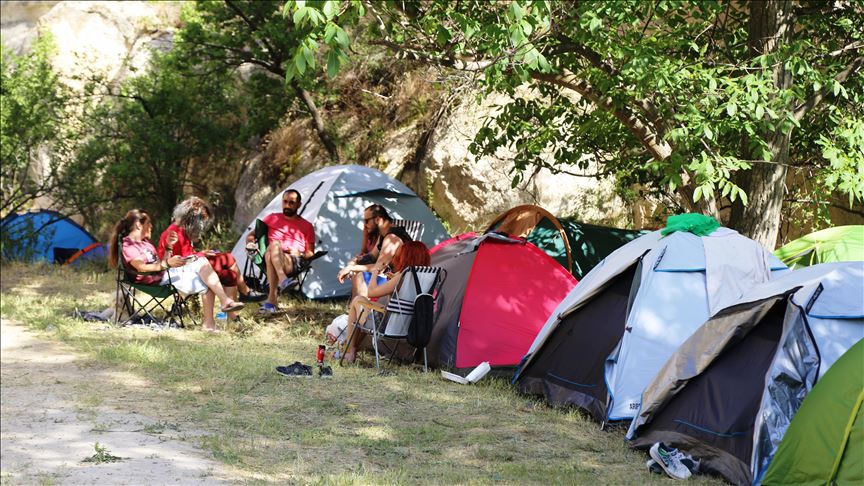 Turquie: "Festival de tentes colorées de Cappadoce"