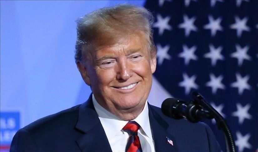 ترامب: القمر جزء من المريخ!