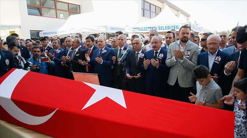 CHP Denizli Milletvekili Kazım Arslan toprağa verildi