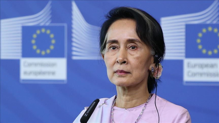 El acercamiento de la líder birmana Suu Kyi a la extrema derecha
