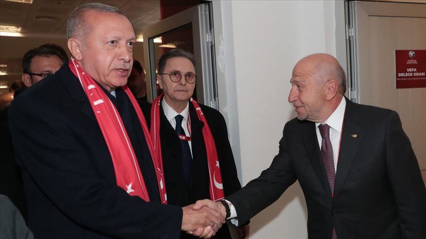 Erdogan poslao poruku podrške turskim fudbalerima nakon skandaloznih kontrola na Islandu