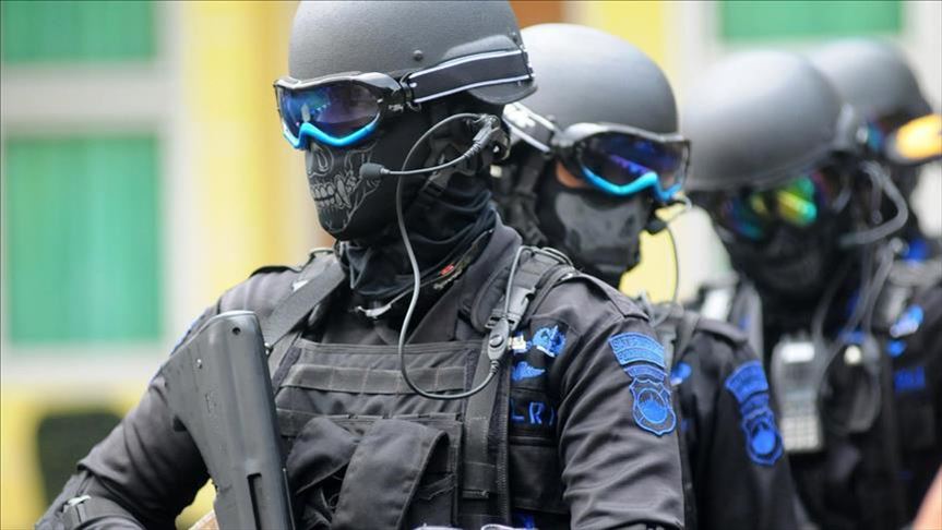 Densus 88 tangkap empat terduga teroris di Bekasi