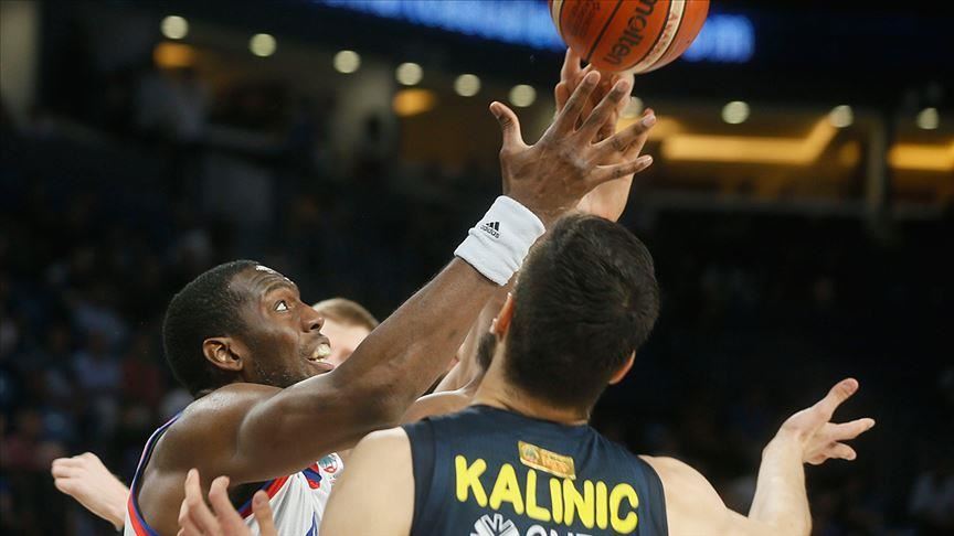 Basketball: Efes beat Fenerbahce to tie finals series 