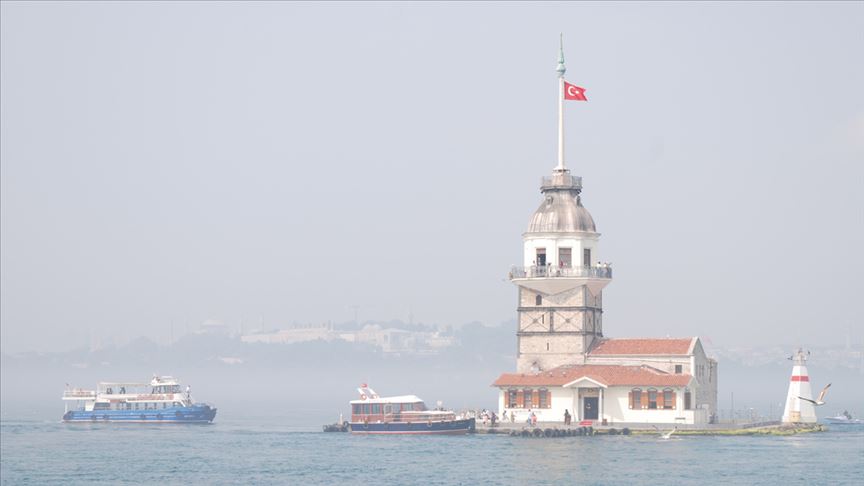 İstanbul Boğazı gemi trafiğine açıldı