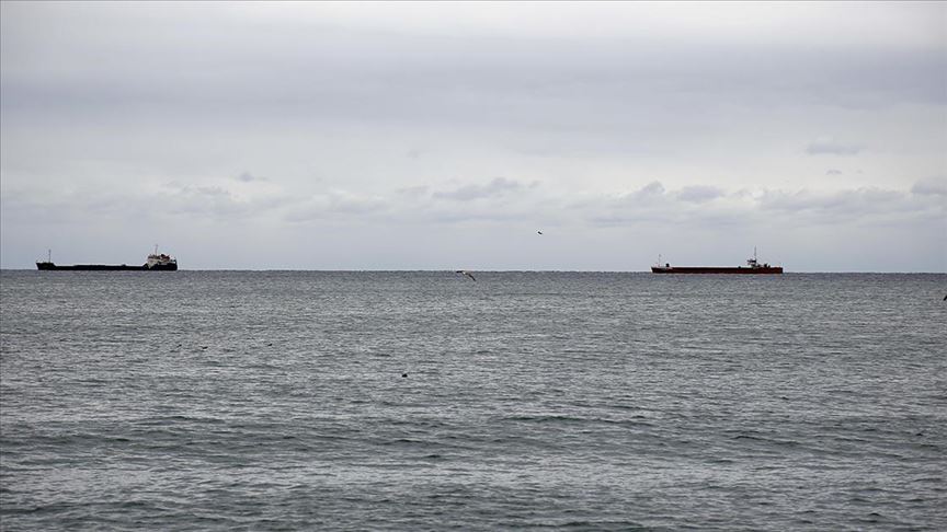 Eksplozije na dva tankera u Arapskom moru: Sumnja se da su napadnuti, evakuisane 44 osobe 