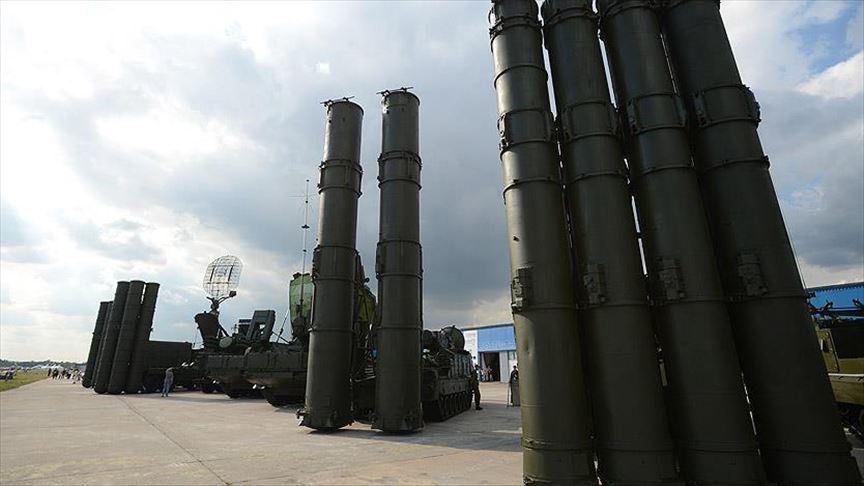 Rusia mantiene su postura para vender sistema de misiles S-400 a Turquía 