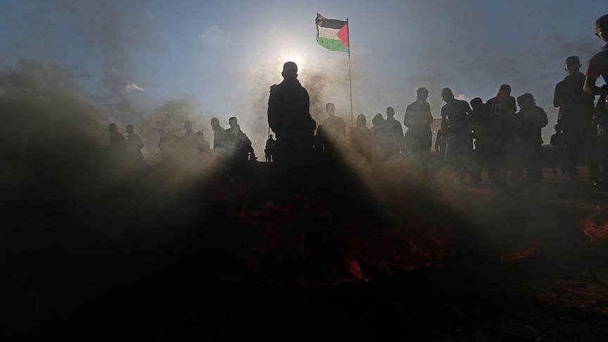 فلسطينيون يتوافدون نحو حدود غزة للمشاركة بـ"مسيرات العودة"