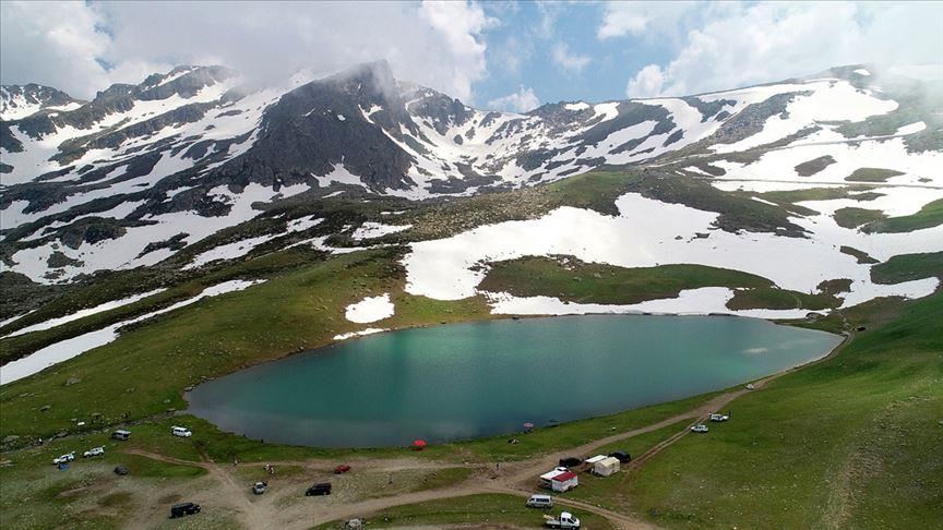 Lakes offer scenic beauties to visitors in NE Turkey