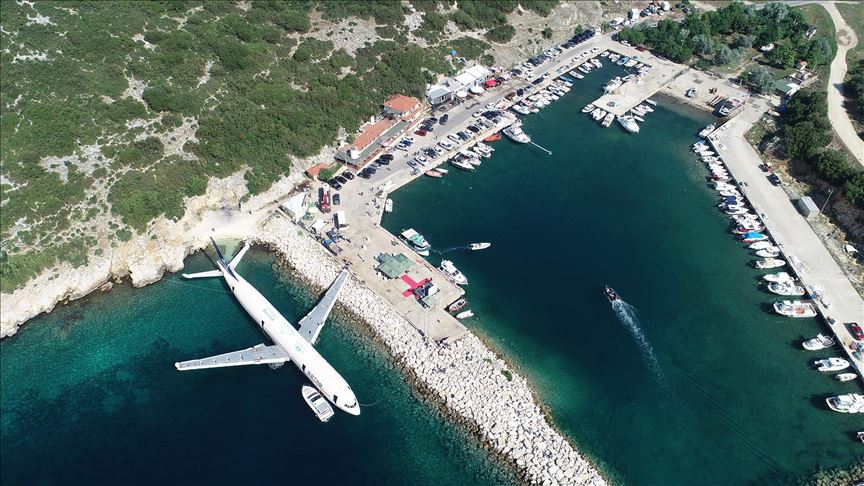 Turkey scuttles plane to boost scuba-diving tourism