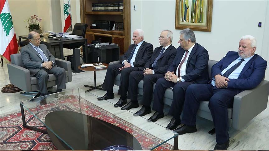 عباس يشيد بالمواقف "التاريخية والشجاعة" للرئيس اللبناني