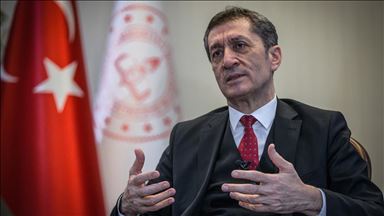Bakan Selçuk'tan teşekkür mesajı