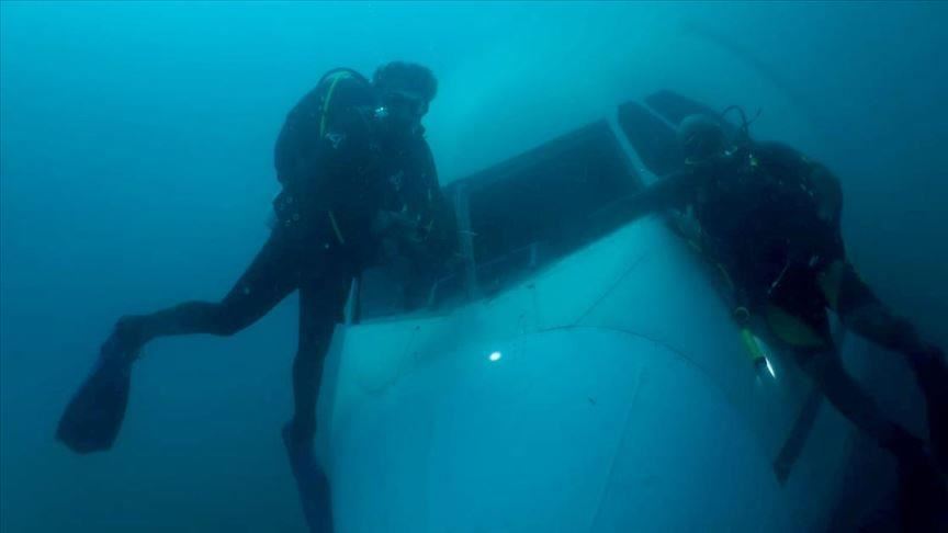  Turkey: First diving takes place in scuttled plane