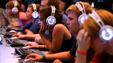 Según estudio, la tecnología es buena para personas que se sienten solas