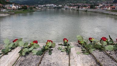Danas obilježavanje godišnjica stradanja građana Višegrada: 3.000 ruža u znak sjećanja na ubijene