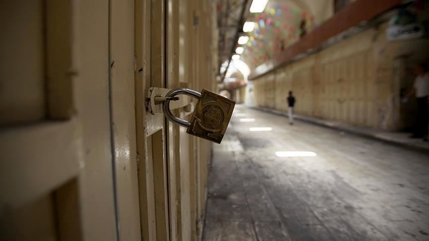 Palestinian detainees in Israel stage hunger strike