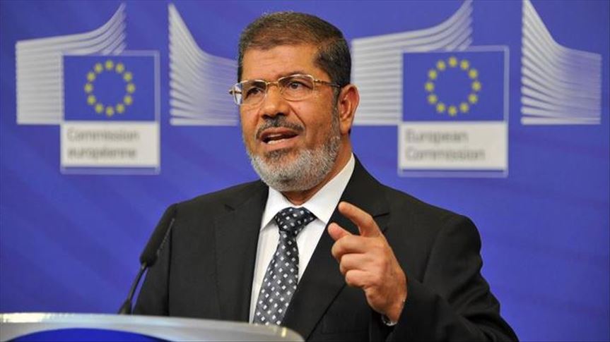 Égypte: une commission médicale pour examiner le corps de Morsi avant son inhumation