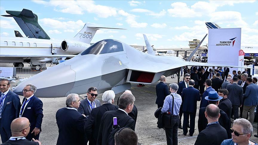 Turkey S First Fighter Jet Makes Debut In Paris