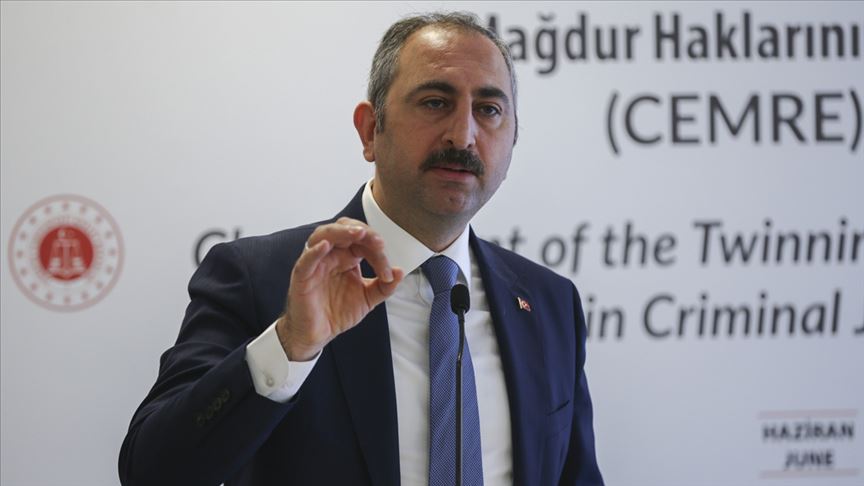 Adalet Bakanı Gül: Yargının 'pardon' deme lüksü yok