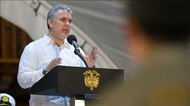 Duque en Reino Unido: “La aspersión es una herramienta necesaria”