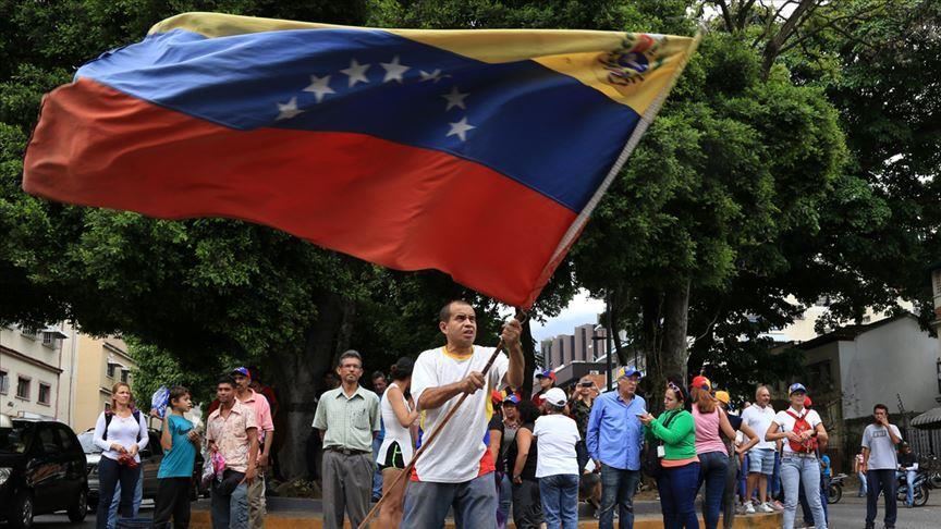 ABD'ye 'Venezuela'daki siyasi başarısızlığını kabul etme' çağrısı
