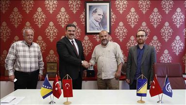 Rektor Anadolu Univerziteta prof. dr Safak Ertan Comakli u posjeti AA