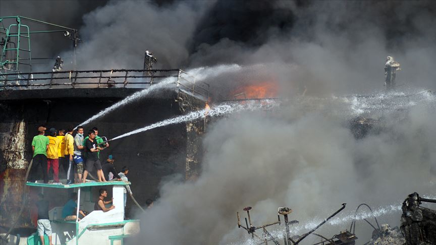 Endonezya'da çakmak fabrikasında yangın: 30 ölü