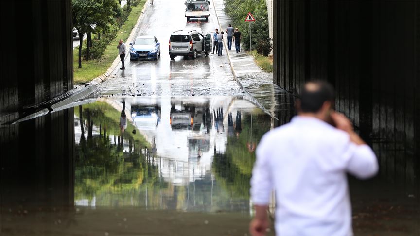 Švajcarska: Obilne kiše poplavile puteve, četiri osobe povrijeđene