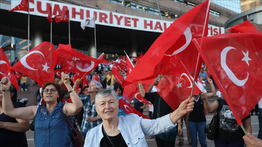 Turska: U sjedištu CHP-a slavlje zbog preliminarnih rezultata izbora 