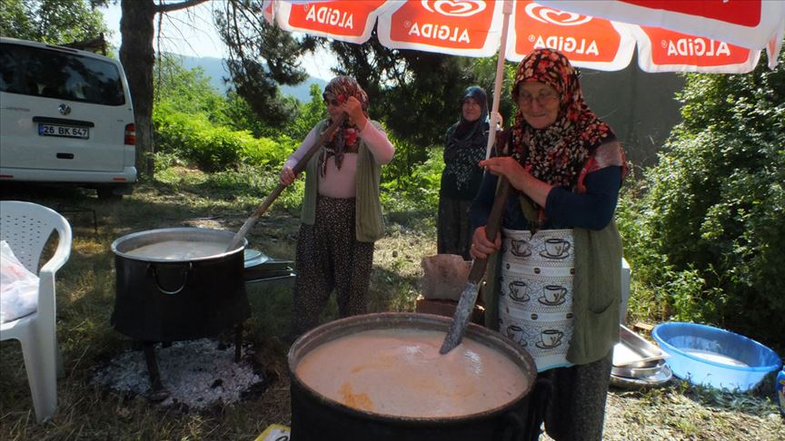Yörüklerin hayır yemeklerinin vazgeçilmezi 'ciğer çorbası'