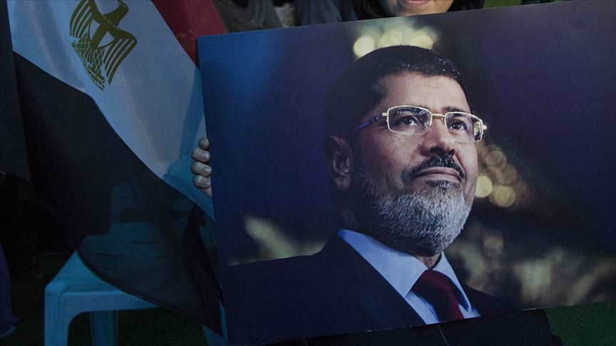 Mursi'nin ölümü: Batı medyası ahlaki pusulasını yitirdi