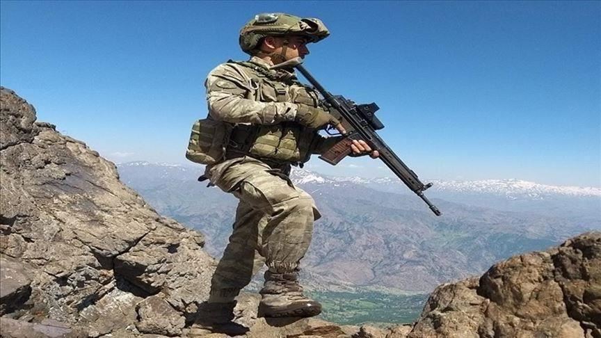 الدفاع التركية تعلن تحييد 3 إرهابيين شمالي العراق 