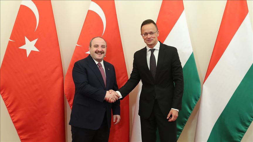 Turkey presses Hungary on lifting transport quotas