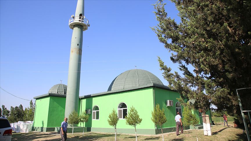 Azerbaycan'daki Ahıska Türklerinin camisi onarıldı
